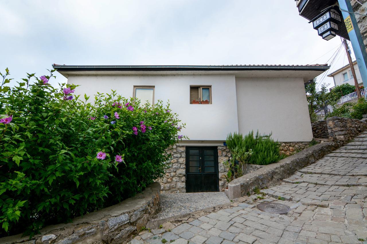 Rosemary Apartment Ohrid Esterno foto